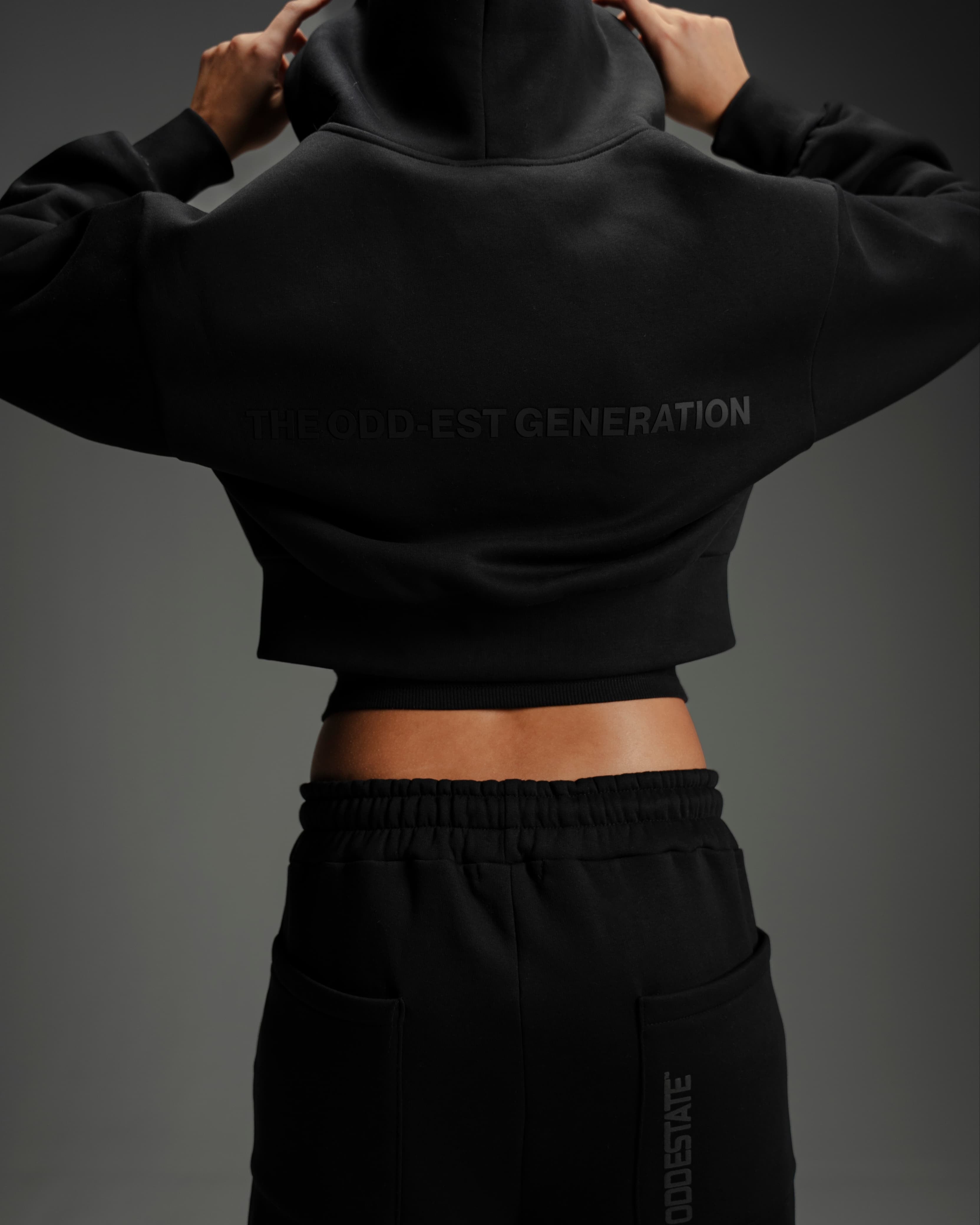 Cropped Zipper - Black