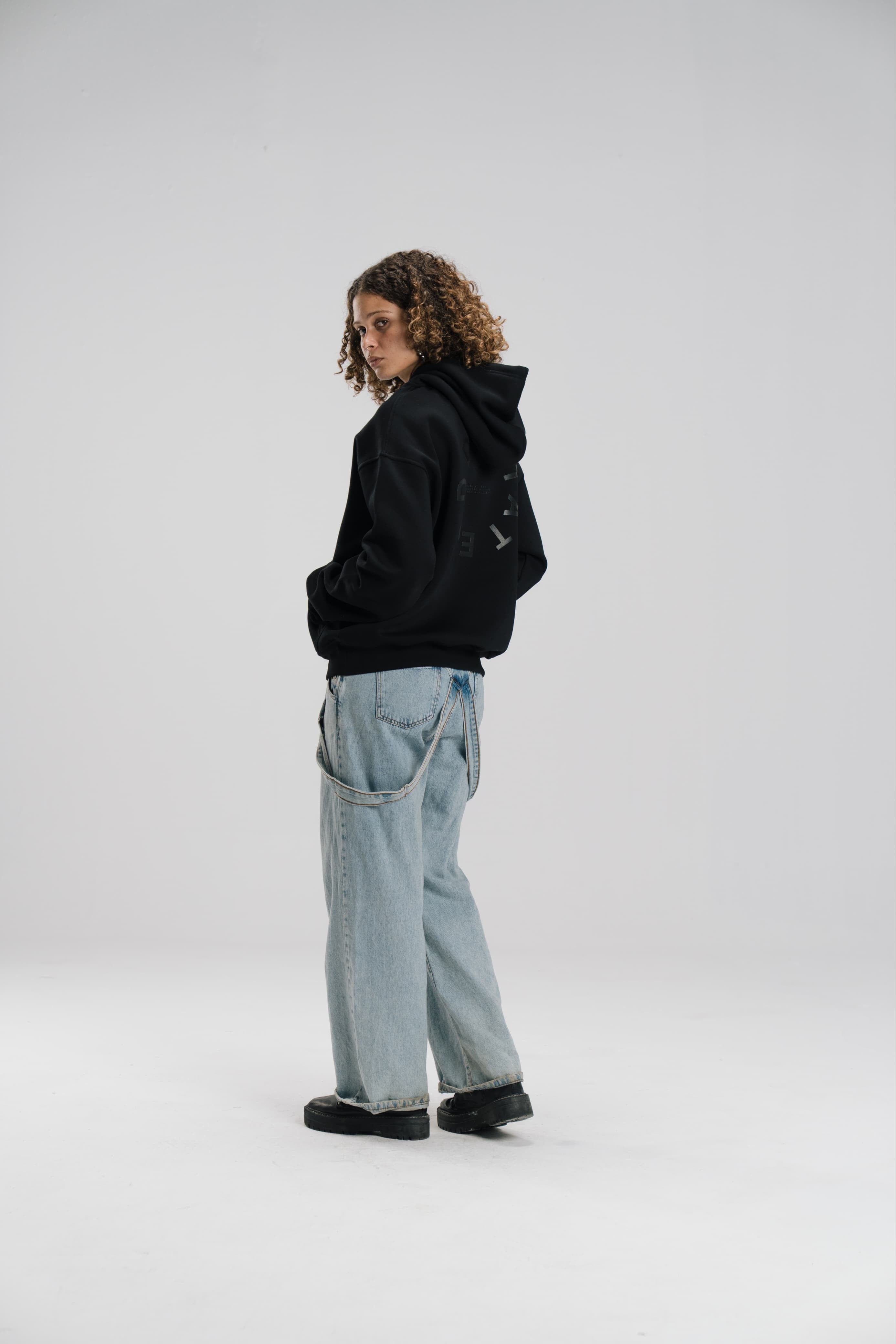 Oversized Hoodie - Black - Unisex