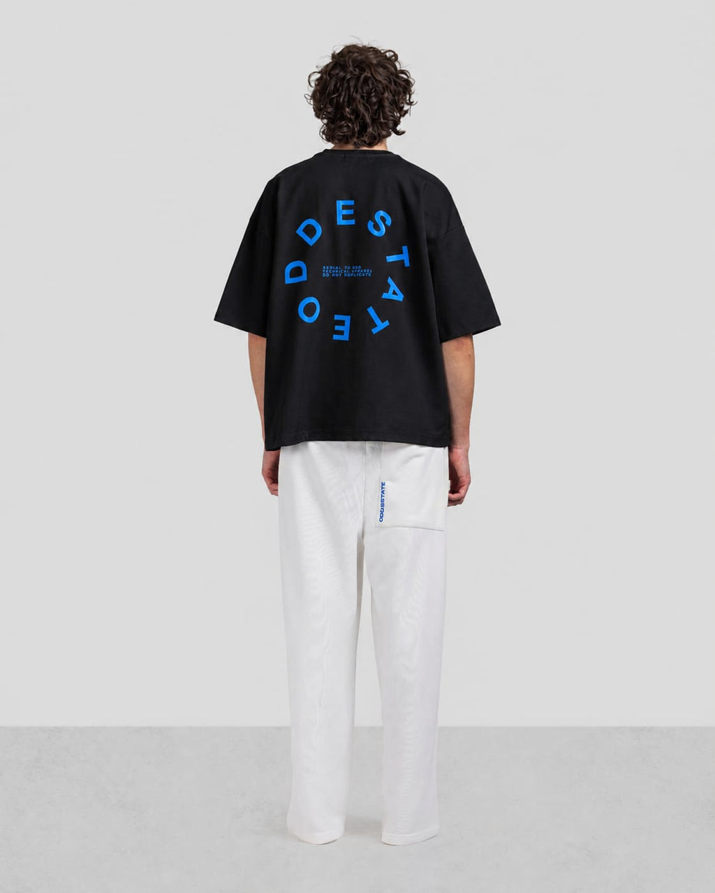 ESSENTIAL TEE - Black x Blue - Unisex