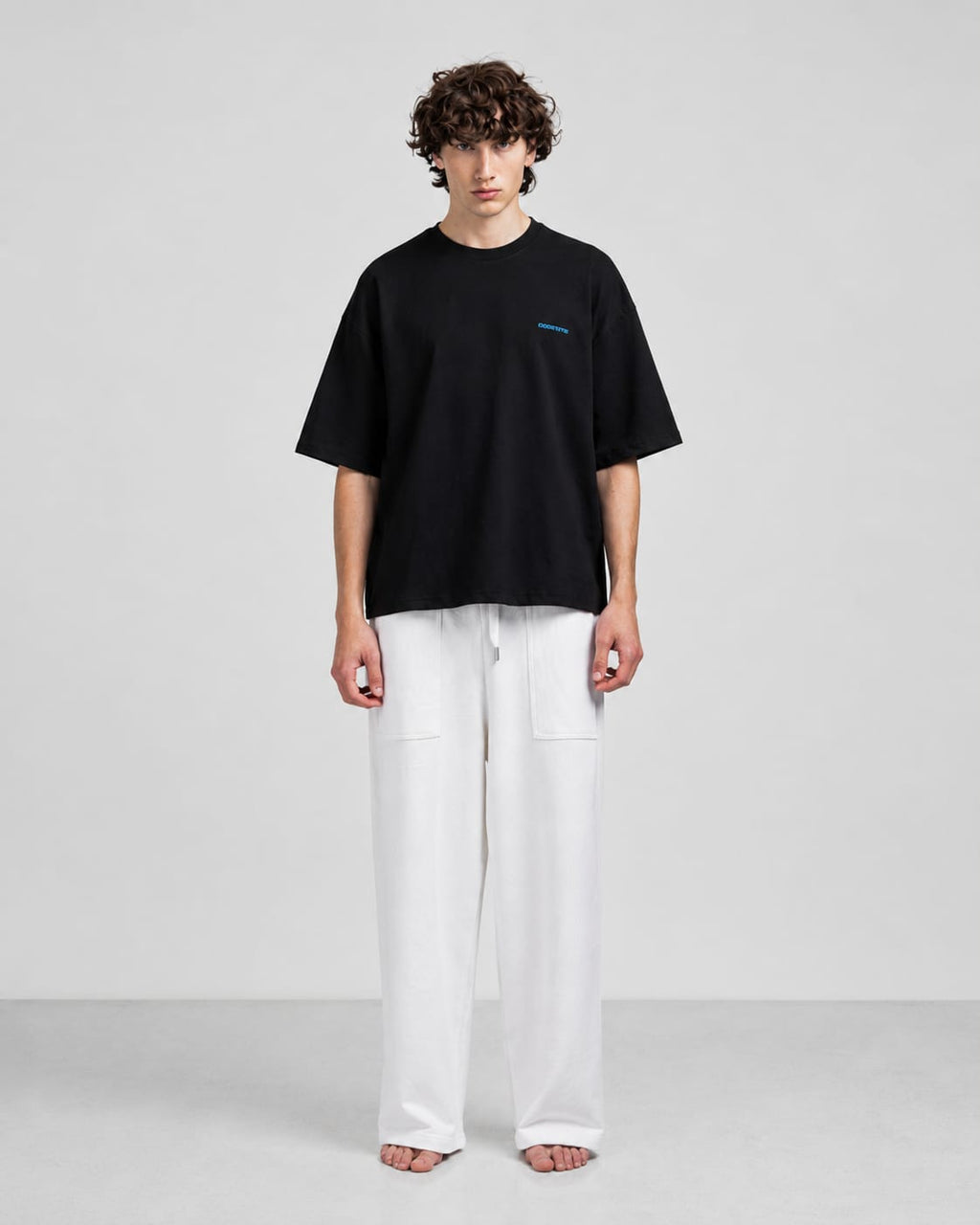 ESSENTIAL TEE - Black x Blue - Unisex