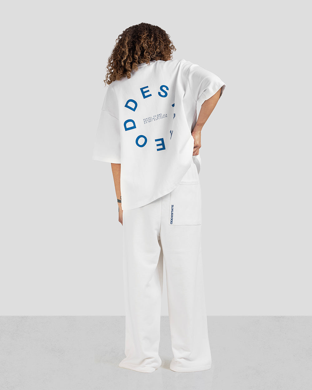 ESSENTIAL TEE - Off White x Blue - Unisex